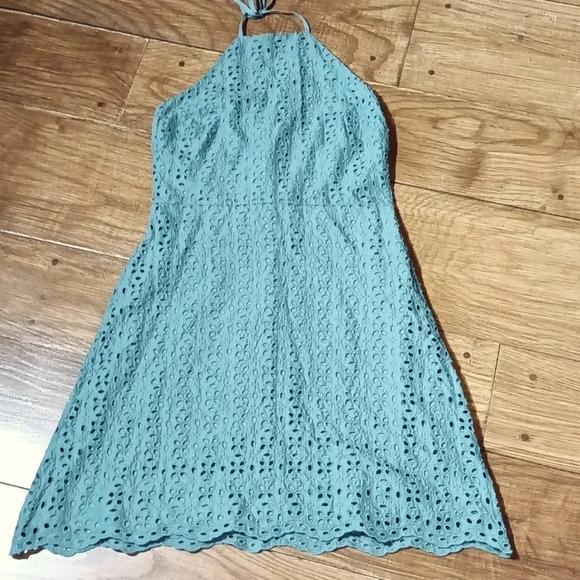 3/$25 NEW Gap cotton eyelet halter dress side zip elastic back green size 2 - Picture 2 of 14